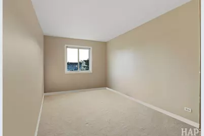 435 Meadow Green Lane, Round Lake Beach, IL 60073 - Photo 15