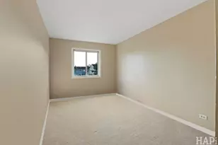 435 Meadow Green Ln, Round Lake Beach, IL 60073 - Photo 15