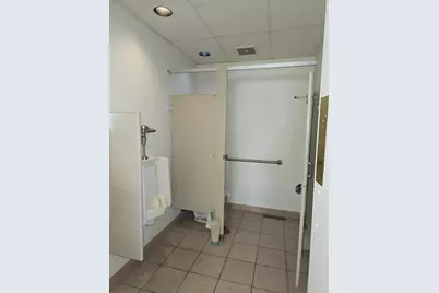 326 S Milwaukee Avenue, Libertyville, IL 60048 - Photo 15