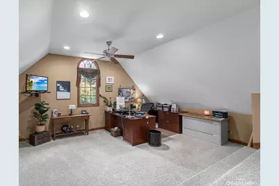 611 Pine Street, Sugar Grove, IL 60554 - Photo 31