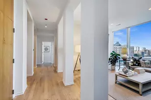 500 W Superior St, Chicago, IL 60654 - Photo 15