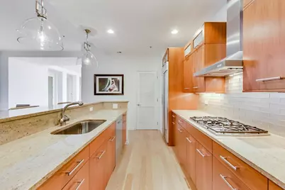 500 W Superior Street #612, Chicago, IL 60654 - Photo 11