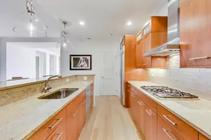 500 W Superior St, Chicago, IL 60654 - Photo 11