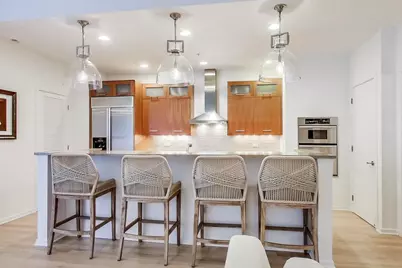 500 W Superior Street #612, Chicago, IL 60654 - Photo 7