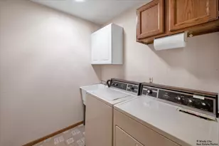 12434 W Van Ct, Beach Park, IL 60099 - Photo 19