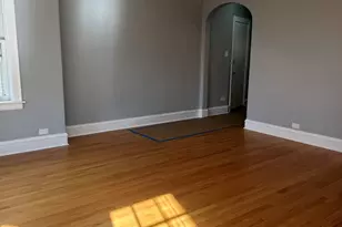 6231 N Francisco Ave, Chicago, IL 60659 - Photo 3