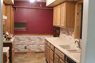 13279 Lovers Lane Rd, Princeton, IL 61356 - Photo 5