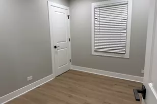 318 Shabbona Dr, Park Forest, IL 60466 - Photo 15