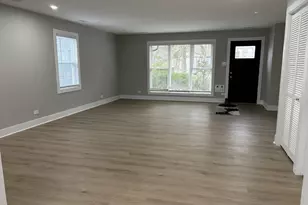 318 Shabbona Dr, Park Forest, IL 60466 - Photo 5