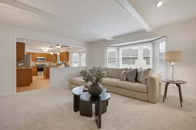 201 N Cambridge Drive, Geneva, IL 60134 - Photo 9