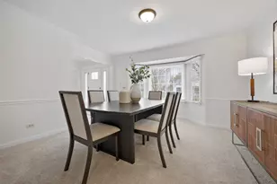 201 N Cambridge Dr, Geneva, IL 60134 - Photo 5