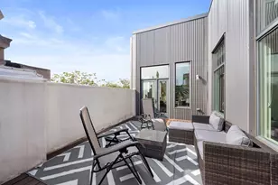 1728 W Division St, Chicago, IL 60622 - Photo 11