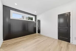 3900 S Lake Park Ave, Chicago, IL 60653 - Photo 13