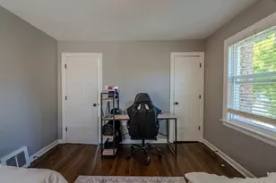 4210 Maple Ave, Brookfield, IL 60513 - Photo 13