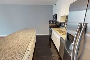 33 W Ontario St, Chicago, IL 60654 - Photo 9