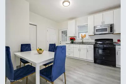 547 S Martin Luther King Jr Avenue, Waukegan, IL 60085 - Photo 5