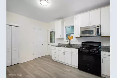 547 S Martin Luther King Jr Avenue, Waukegan, IL 60085 - Photo 7