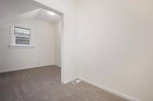 547 S Martin Luther King Jr Ave, Waukegan, IL 60085 - Photo 5