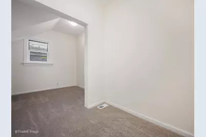 547 S Martin Luther King Jr Avenue, Waukegan, IL 60085 - Photo 17