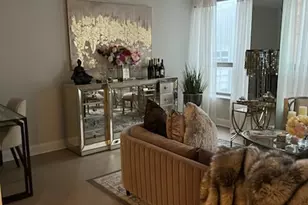 110 E Delaware Pl, Chicago, IL 60611 - Photo 5