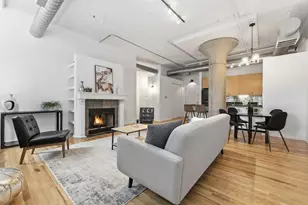 130 S Canal St, Chicago, IL 60606 - Photo 3