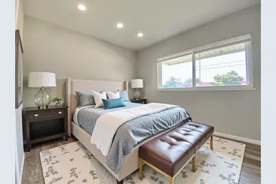 317 E Schaumburg Road, Streamwood, IL 60107 - Photo 11