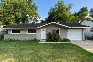 317 E Schaumburg Rd, Streamwood, IL 60107 - Photo 1