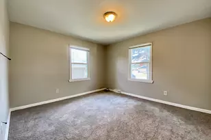 1238 E 166th St, South Holland, IL 60473 - Photo 9