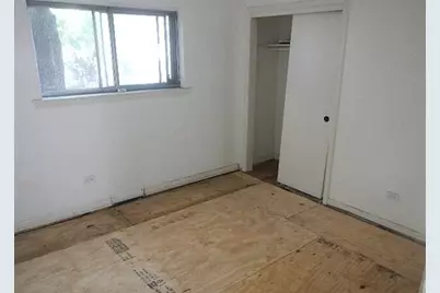 7737 S Champlain Avenue, Chicago, IL 60619 - Photo 11