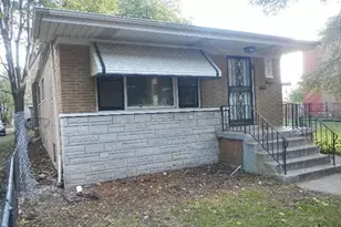 7737 S Champlain Ave, Chicago, IL 60619 - Photo 3