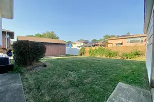 20073 Park Ave, Lynwood, IL 60411 - Photo 25