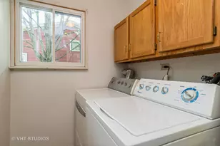 5S730 Malibu Ln, Naperville, IL 60540 - Photo 17