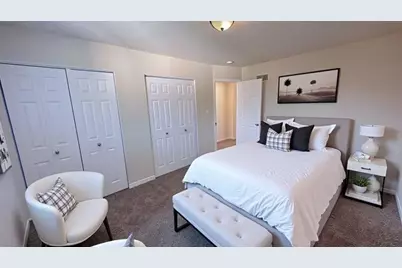 2316 E 207th Street, Lynwood, IL 60411 - Photo 9