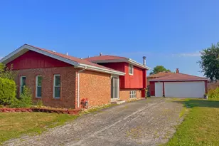 2316 E 207th St, Lynwood, IL 60411 - Photo 21