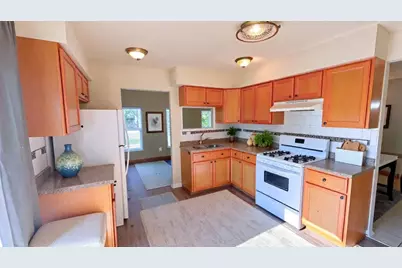 2316 E 207th Street, Lynwood, IL 60411 - Photo 5