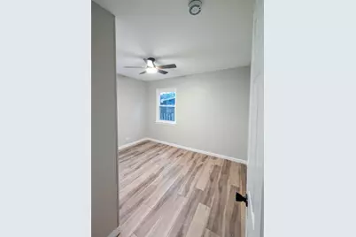 439 Morris Avenue, Bellwood, IL 60104 - Photo 11