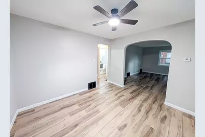 439 Morris Avenue, Bellwood, IL 60104 - Photo 5