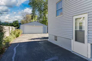 506 Denver St, Bloomington, IL 61701 - Photo 39