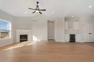 713 Wheatley Dr, Mahomet, IL 61853 - Photo 13