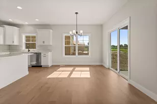 713 Wheatley Dr, Mahomet, IL 61853 - Photo 9