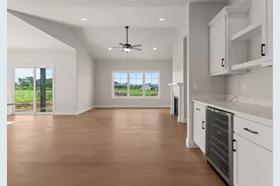 713 Wheatley Drive, Mahomet, IL 61853 - Photo 3