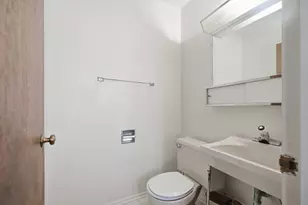 1365 Newcastle Ln, Hoffman Estates, IL 60169 - Photo 19