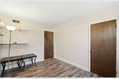 1365 Newcastle Lane, Hoffman Estates, IL 60169 - Photo 17