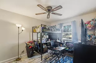 1365 Newcastle Ln, Hoffman Estates, IL 60169 - Photo 11