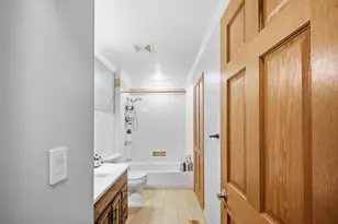 1365 Newcastle Ln, Hoffman Estates, IL 60169 - Photo 13