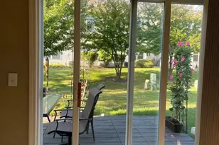 2326 Sunshine Ln, Aurora, IL 60503 - Photo 9