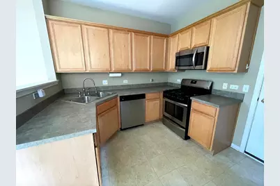 2326 Sunshine Lane, Aurora, IL 60503 - Photo 7