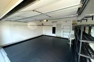 2326 Sunshine Ln, Aurora, IL 60503 - Photo 21