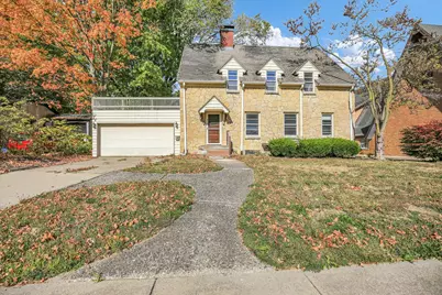 910 W Springfield Avenue, Champaign, IL 61821 - Photo 1