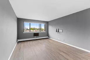 5306 N Cumberland Ave, Chicago, IL 60656 - Photo 3